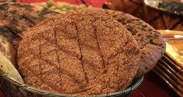 خبز الشعير الصحي في البيت