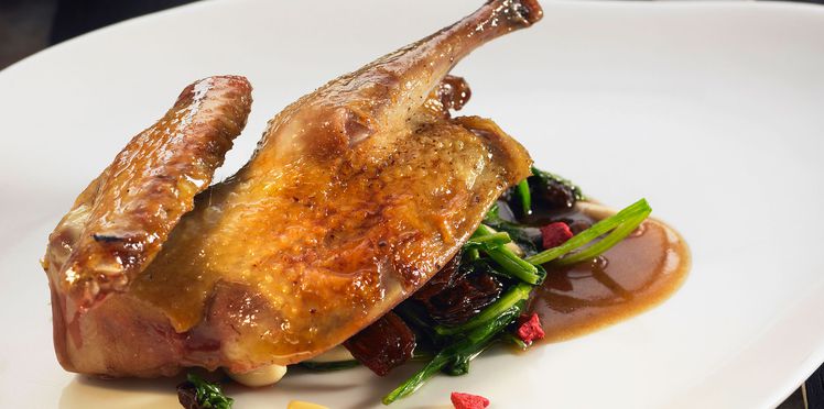 حمام بالتمر واللوز المغربيّة