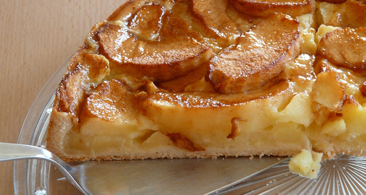 كايك تفاح دون بيض