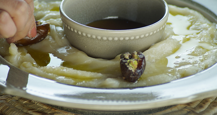 عصيدة السّميد بالعسل