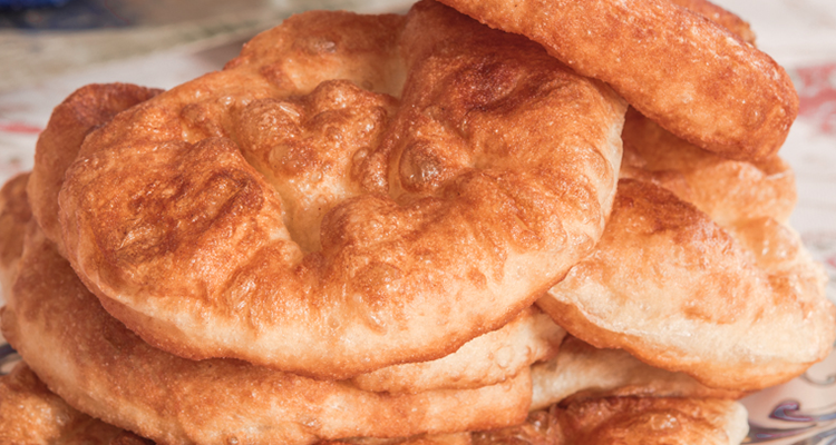 الإسفنج الصفاقسي بالبيض