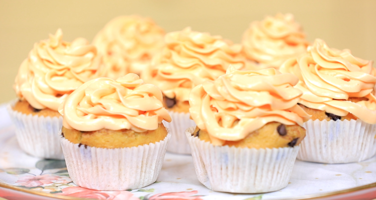 كاب كايك بالفانيليا وكريمة الزبدة