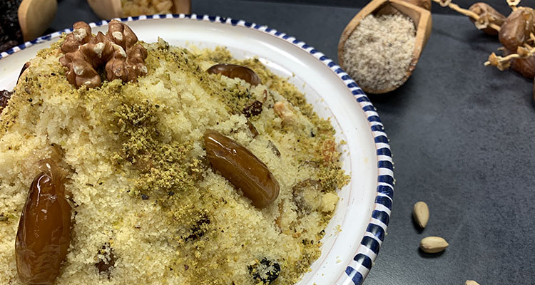 مسفوف بالتمر والفواكه الجافة