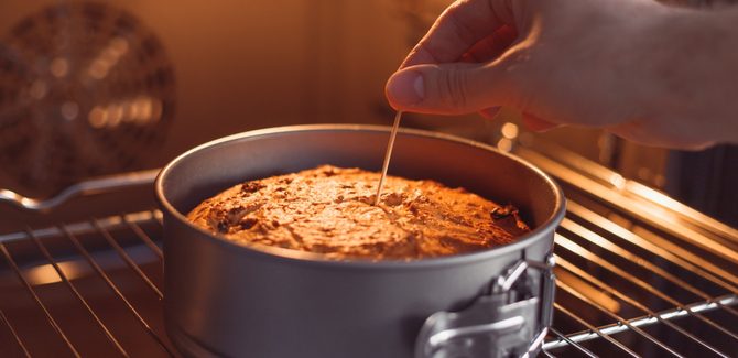 كيكة الخوخ الهشّة