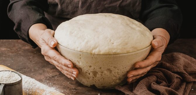 عجينة الزبادي القطنيه