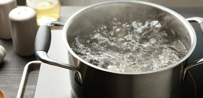 بلح الشام المحشي على أصوله… قرمشة من الخارج وذوبان من الداخل