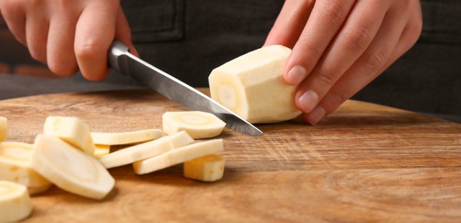 قلقاس بالسلق