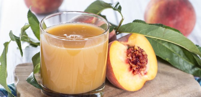 خوخ عصير  سهلة ولذيذة