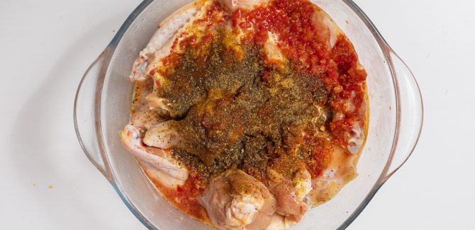 صينية دجاج بالفرن…خيار إفطار رمضاني متكامل ولذيذ