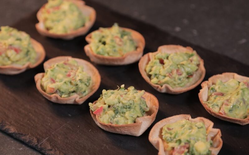 غواكامولي مقبلات لذيذة