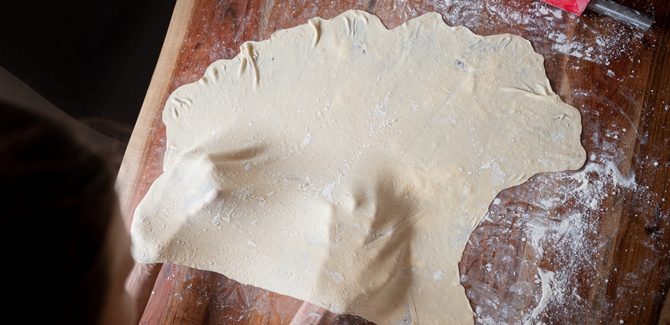 طريقة مثلثات السميد بالجبن