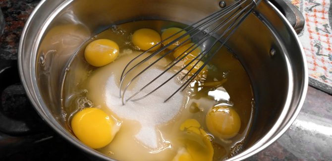 كيك المشمش الهش بمذاق رمضاني لا يُقاوم