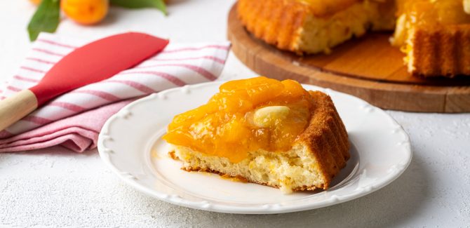 كيك المشمش الهش بمذاق رمضاني لا يُقاوم