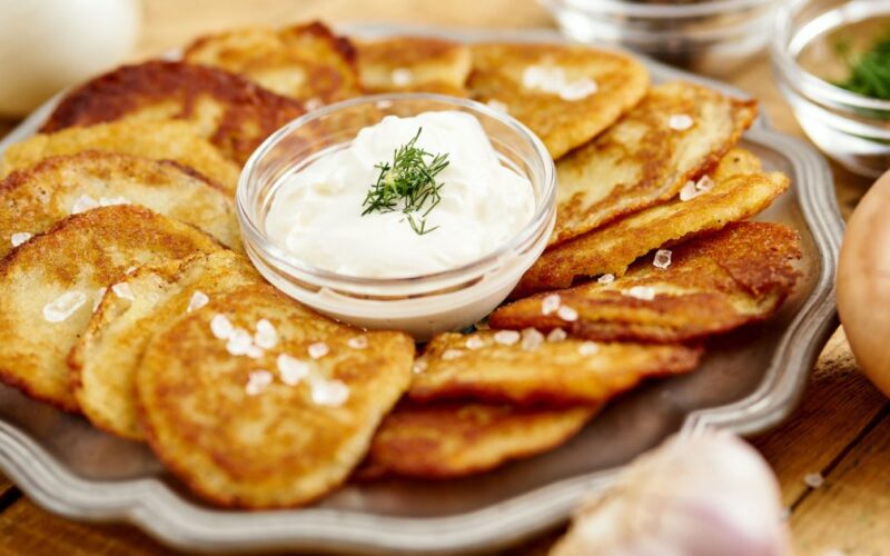 مصابيب بالبصل والصلصة