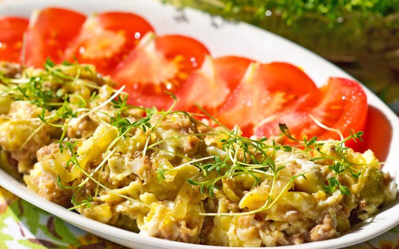 تونه مع بيض