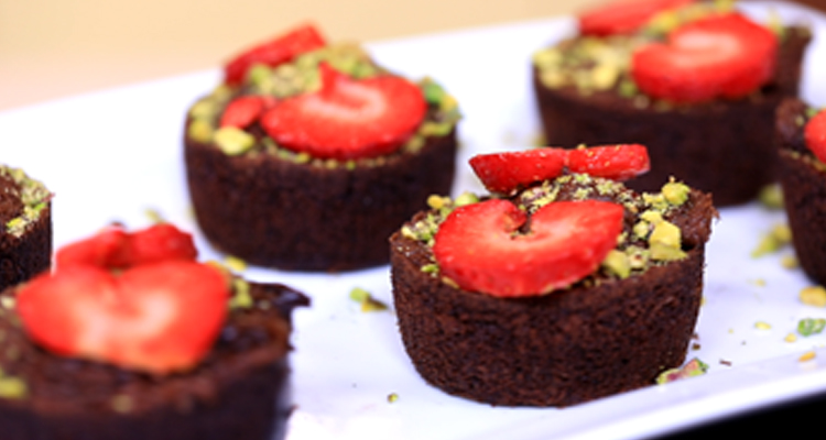 فندون بالشكلاطة والفراولة