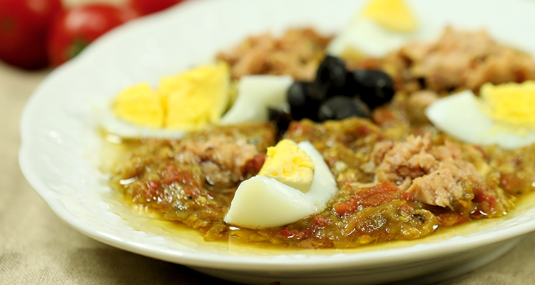 سلطة مشويّة تونسية على الطريقة التقليدية