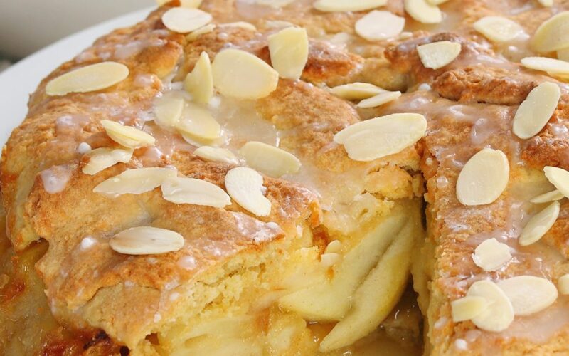 كيكة التفاح بالزبادي