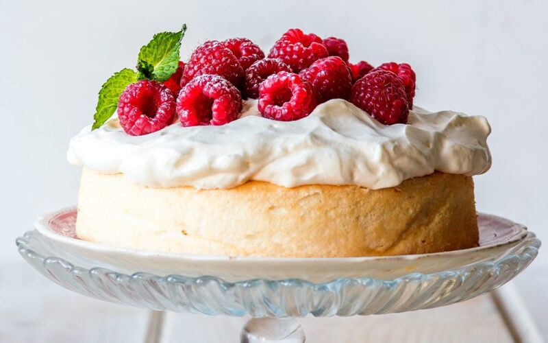 كيكة بكريمة الخفق