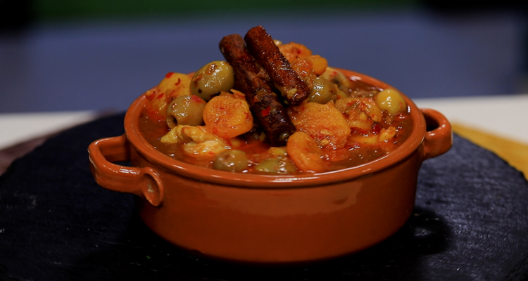 طاجين مغربي بالدجاج