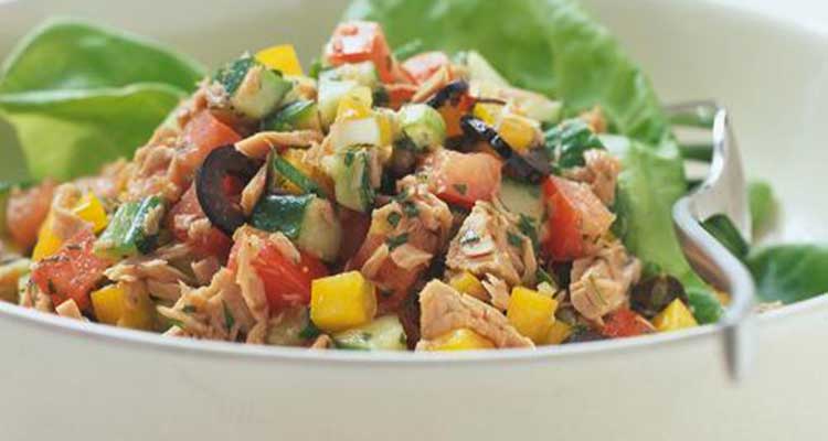 سلاطة تونسية خضراء بالليمون