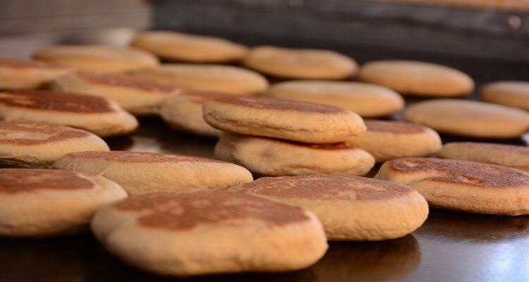 بطبوط دون سميد