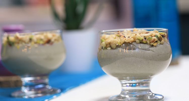 درع بالفواكه الجافّة والزهر