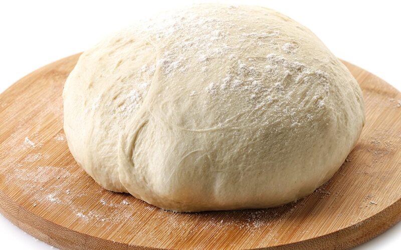 عجينة البيتزا بدون خميرة