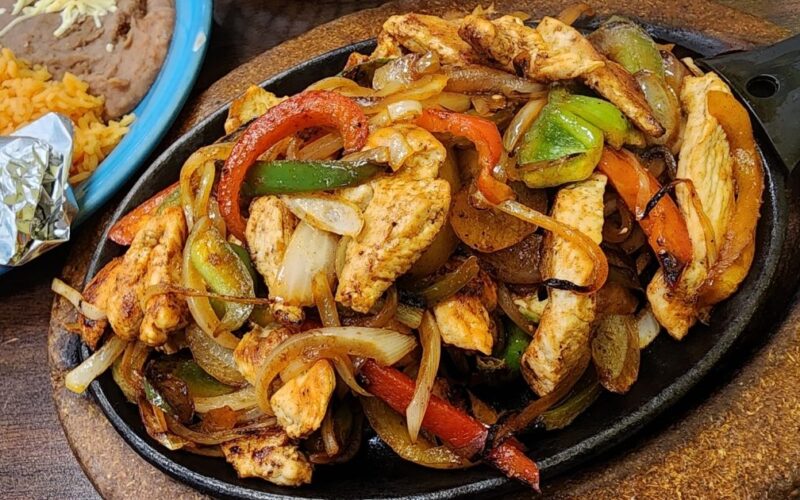 مكونات الفاهيتا