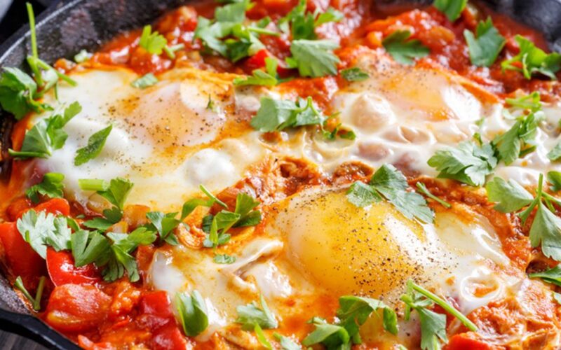 بيض عيون تركي